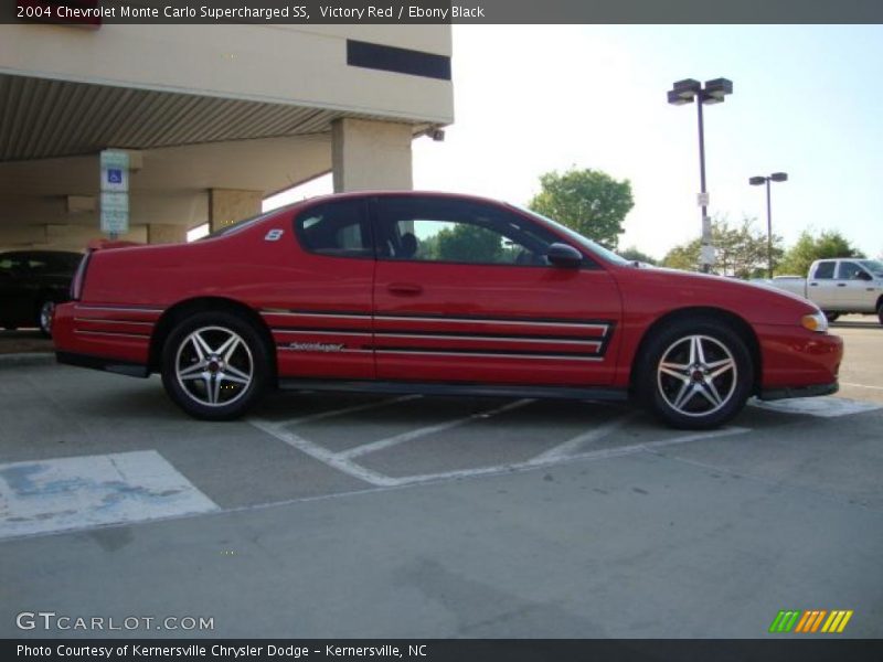 Victory Red / Ebony Black 2004 Chevrolet Monte Carlo Supercharged SS