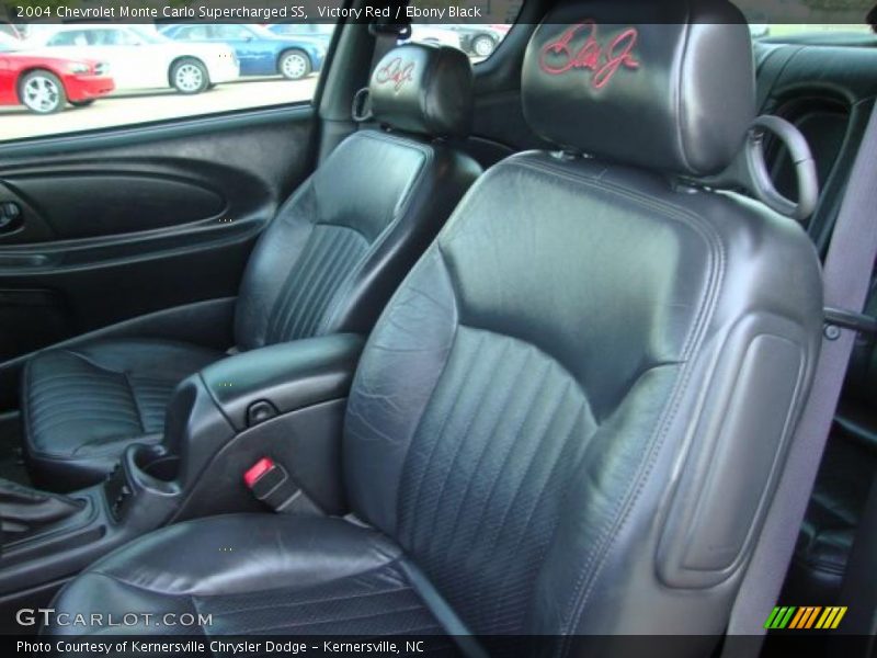 Victory Red / Ebony Black 2004 Chevrolet Monte Carlo Supercharged SS