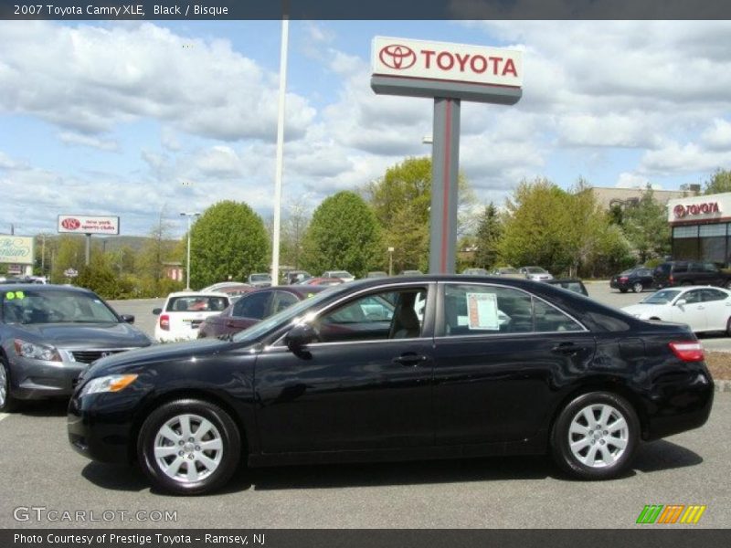 Black / Bisque 2007 Toyota Camry XLE