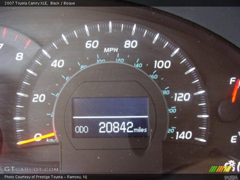 Black / Bisque 2007 Toyota Camry XLE