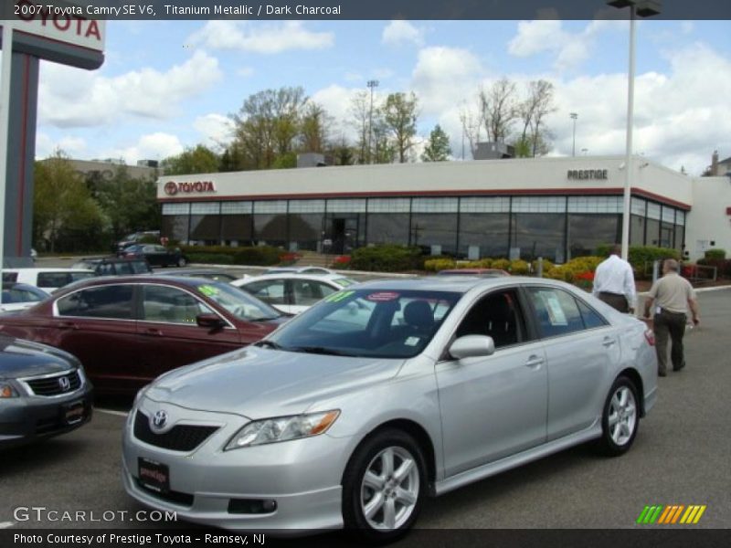 Titanium Metallic / Dark Charcoal 2007 Toyota Camry SE V6