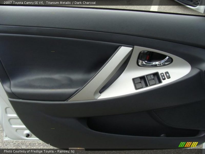 Titanium Metallic / Dark Charcoal 2007 Toyota Camry SE V6