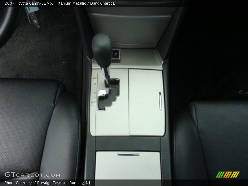 Titanium Metallic / Dark Charcoal 2007 Toyota Camry SE V6
