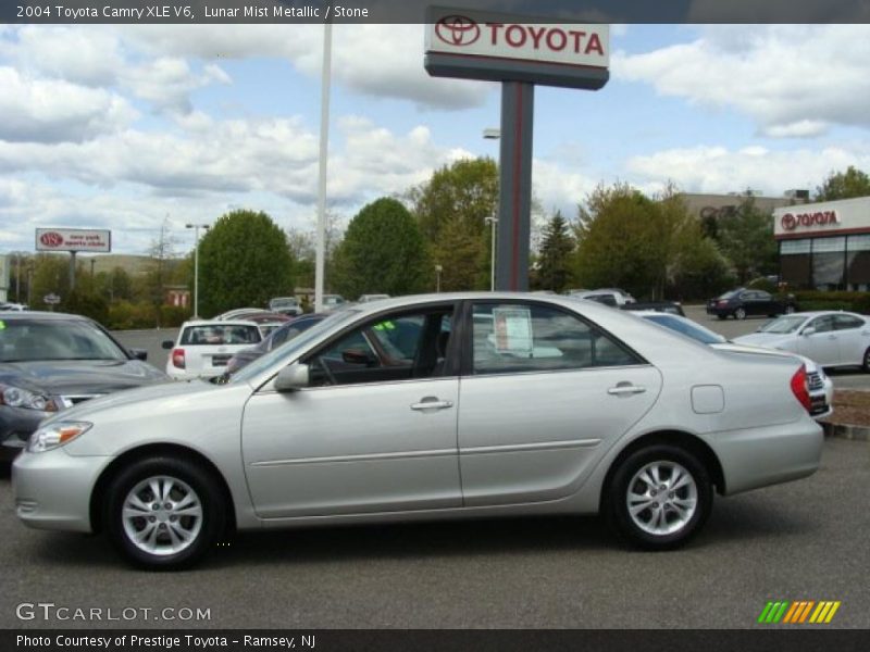 Lunar Mist Metallic / Stone 2004 Toyota Camry XLE V6