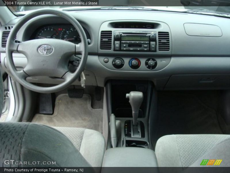 Lunar Mist Metallic / Stone 2004 Toyota Camry XLE V6