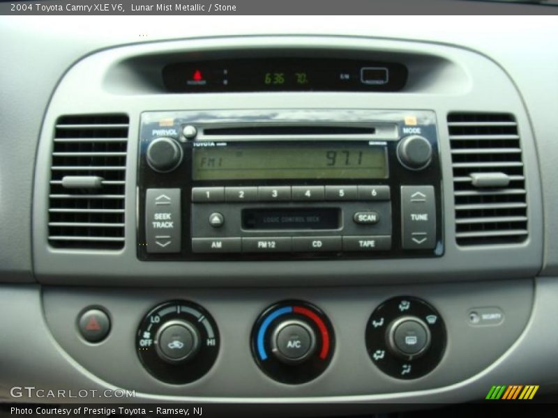 Lunar Mist Metallic / Stone 2004 Toyota Camry XLE V6