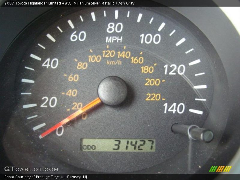Millenium Silver Metallic / Ash Gray 2007 Toyota Highlander Limited 4WD