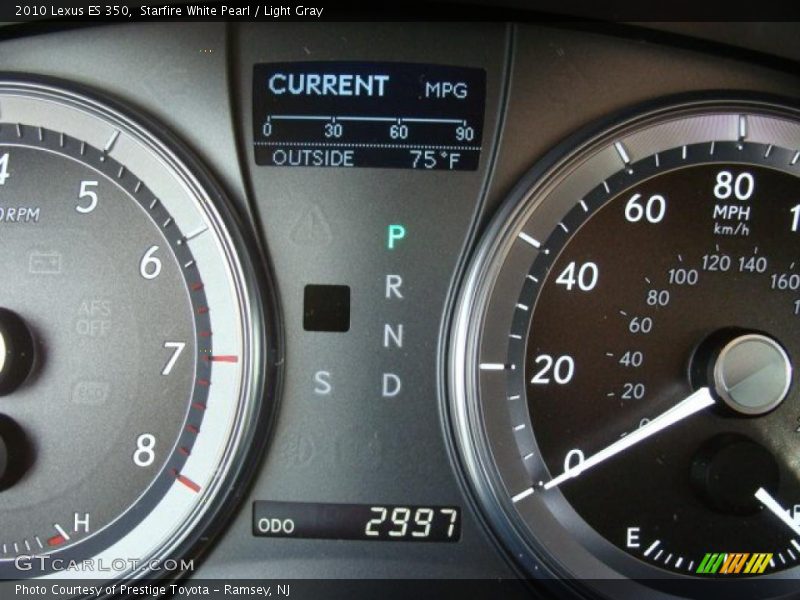 Starfire White Pearl / Light Gray 2010 Lexus ES 350