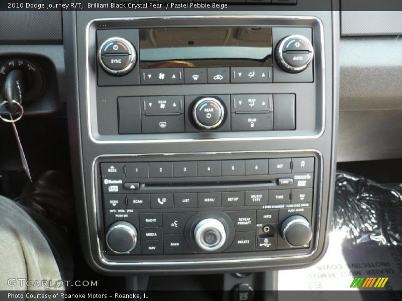 Brilliant Black Crystal Pearl / Pastel Pebble Beige 2010 Dodge Journey R/T
