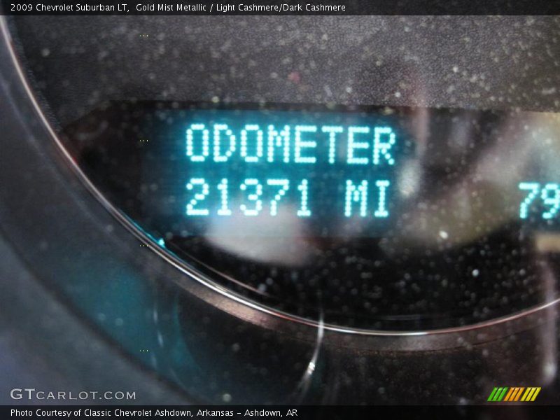 Gold Mist Metallic / Light Cashmere/Dark Cashmere 2009 Chevrolet Suburban LT