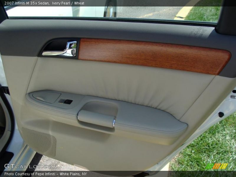Ivory Pearl / Wheat 2007 Infiniti M 35x Sedan