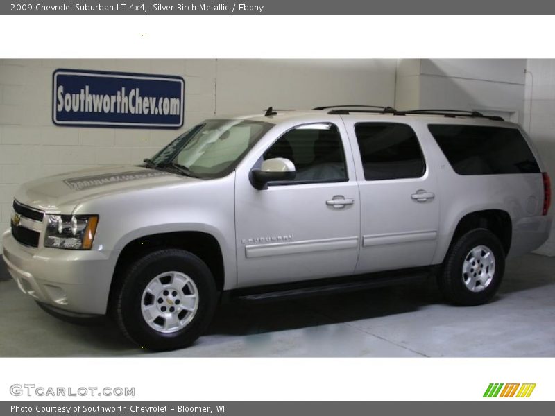 Silver Birch Metallic / Ebony 2009 Chevrolet Suburban LT 4x4