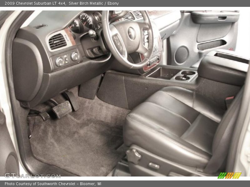 Silver Birch Metallic / Ebony 2009 Chevrolet Suburban LT 4x4