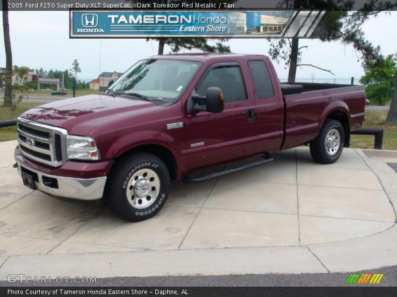 Dark Toreador Red Metallic / Tan 2005 Ford F250 Super Duty XLT SuperCab