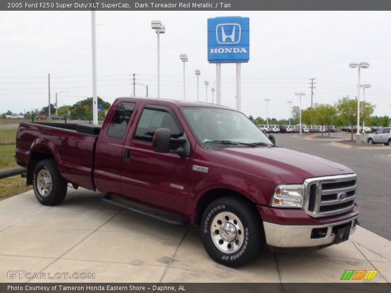 Dark Toreador Red Metallic / Tan 2005 Ford F250 Super Duty XLT SuperCab