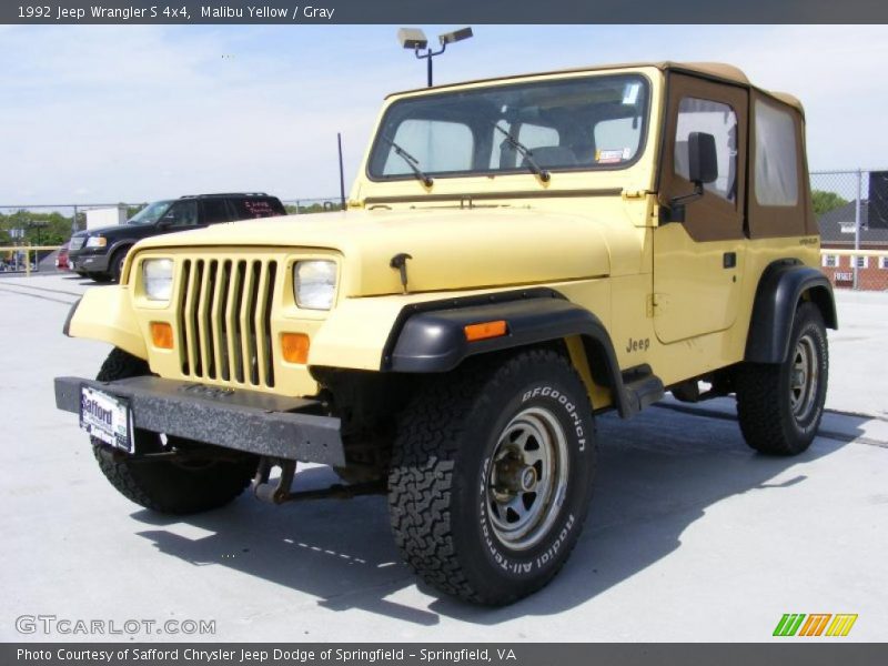 Malibu Yellow / Gray 1992 Jeep Wrangler S 4x4