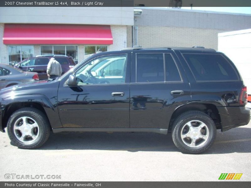 Black / Light Gray 2007 Chevrolet TrailBlazer LS 4x4