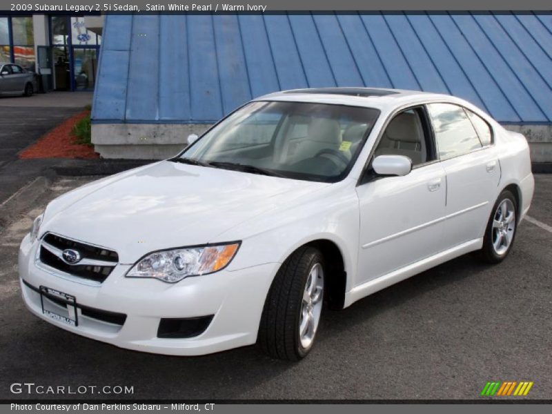Satin White Pearl / Warm Ivory 2009 Subaru Legacy 2.5i Sedan