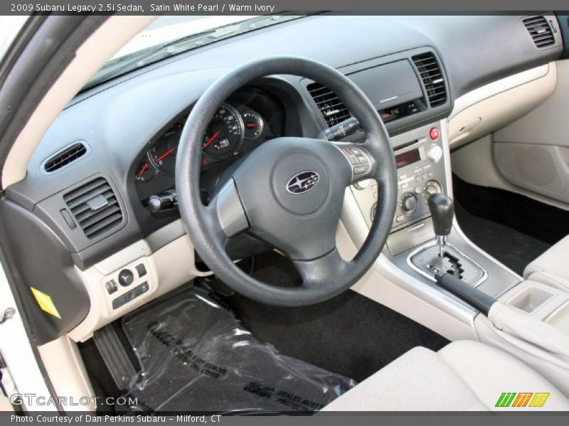 Satin White Pearl / Warm Ivory 2009 Subaru Legacy 2.5i Sedan