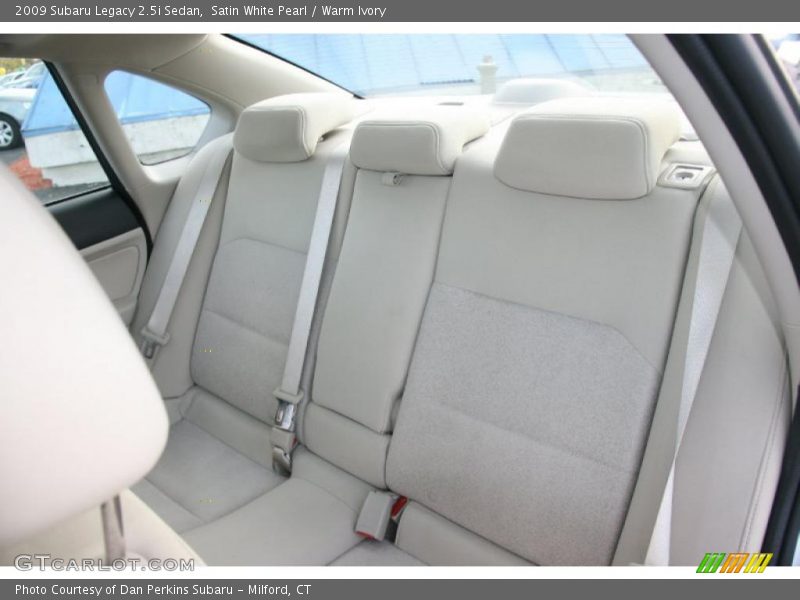 Satin White Pearl / Warm Ivory 2009 Subaru Legacy 2.5i Sedan