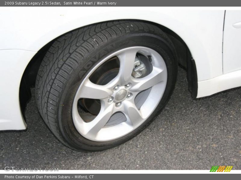 Satin White Pearl / Warm Ivory 2009 Subaru Legacy 2.5i Sedan