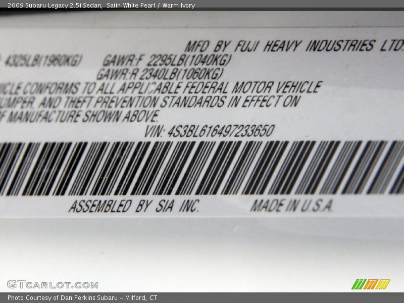 Satin White Pearl / Warm Ivory 2009 Subaru Legacy 2.5i Sedan