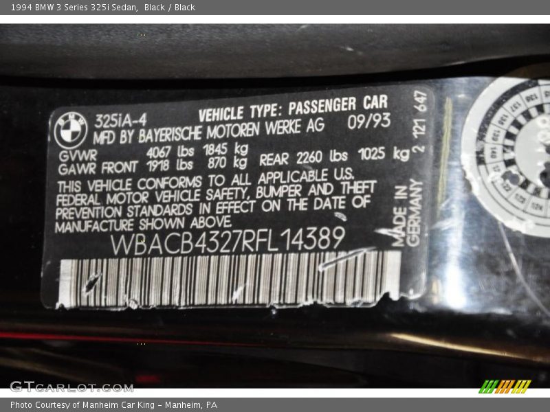 Black / Black 1994 BMW 3 Series 325i Sedan