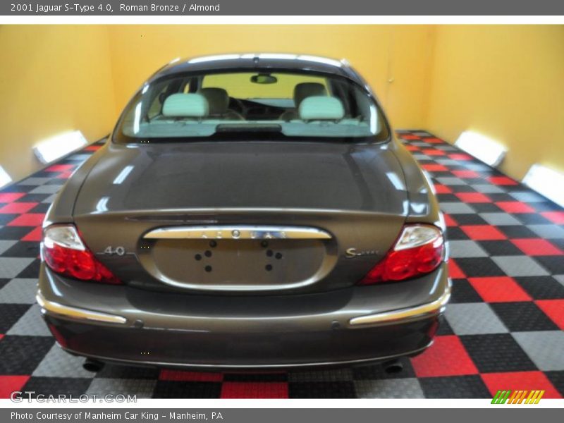Roman Bronze / Almond 2001 Jaguar S-Type 4.0