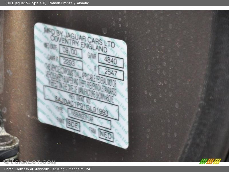 Roman Bronze / Almond 2001 Jaguar S-Type 4.0