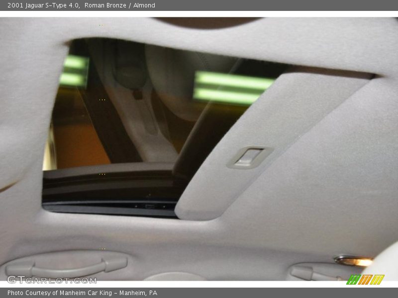 Roman Bronze / Almond 2001 Jaguar S-Type 4.0