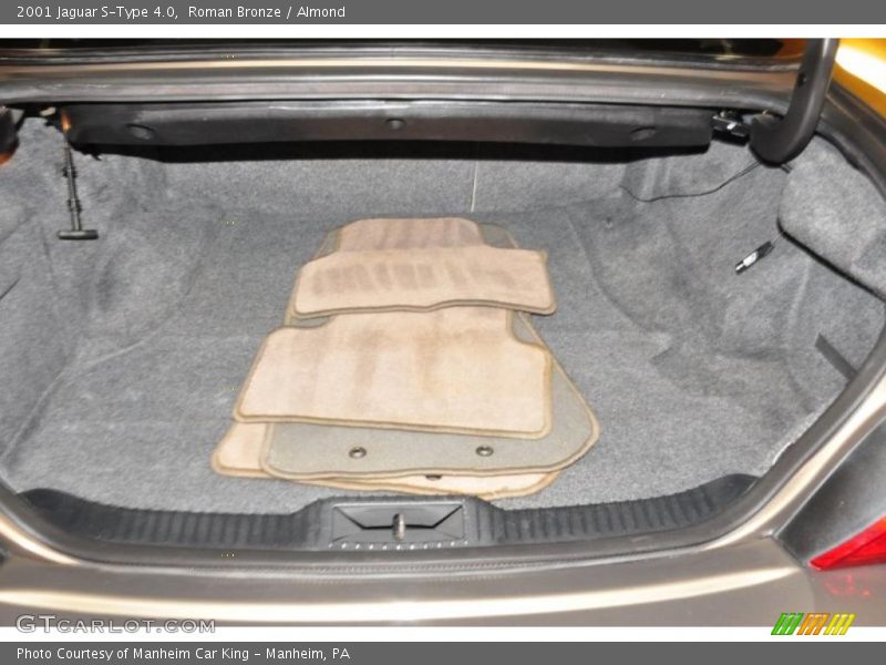 Roman Bronze / Almond 2001 Jaguar S-Type 4.0