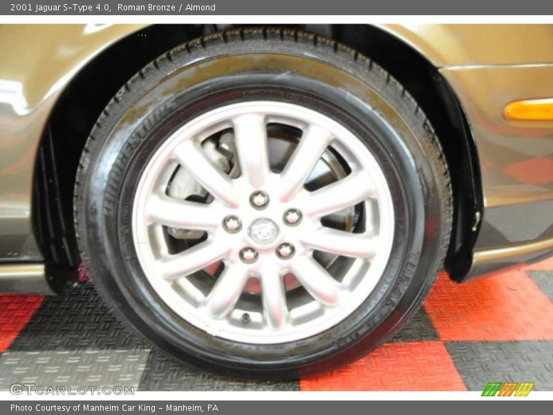 Roman Bronze / Almond 2001 Jaguar S-Type 4.0