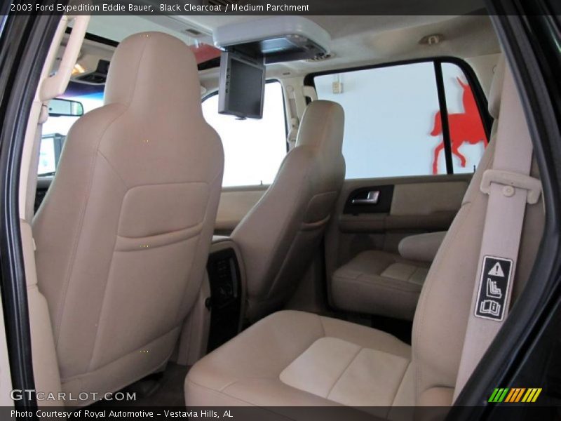 Black Clearcoat / Medium Parchment 2003 Ford Expedition Eddie Bauer