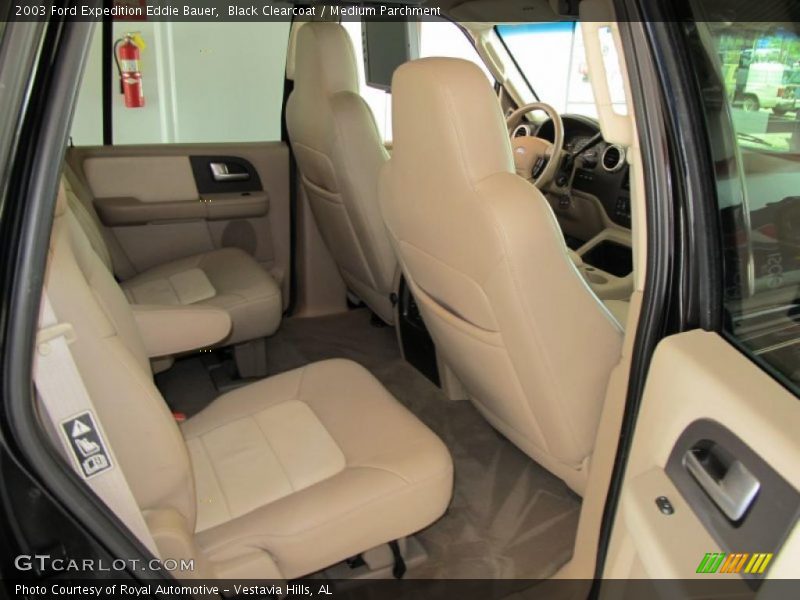 Black Clearcoat / Medium Parchment 2003 Ford Expedition Eddie Bauer