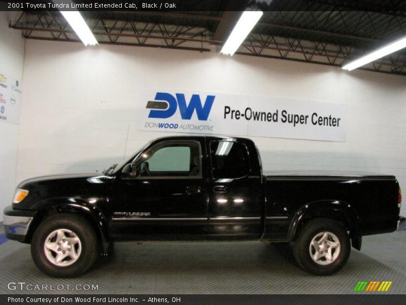 Black / Oak 2001 Toyota Tundra Limited Extended Cab