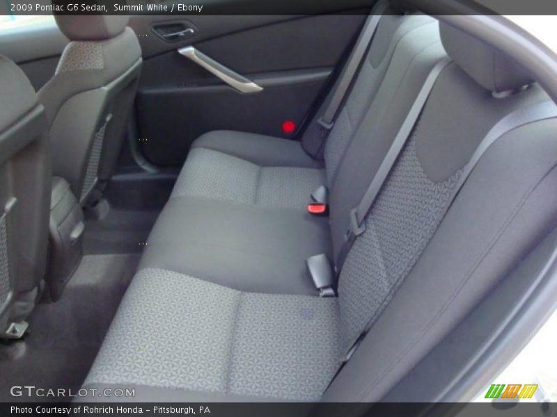Summit White / Ebony 2009 Pontiac G6 Sedan