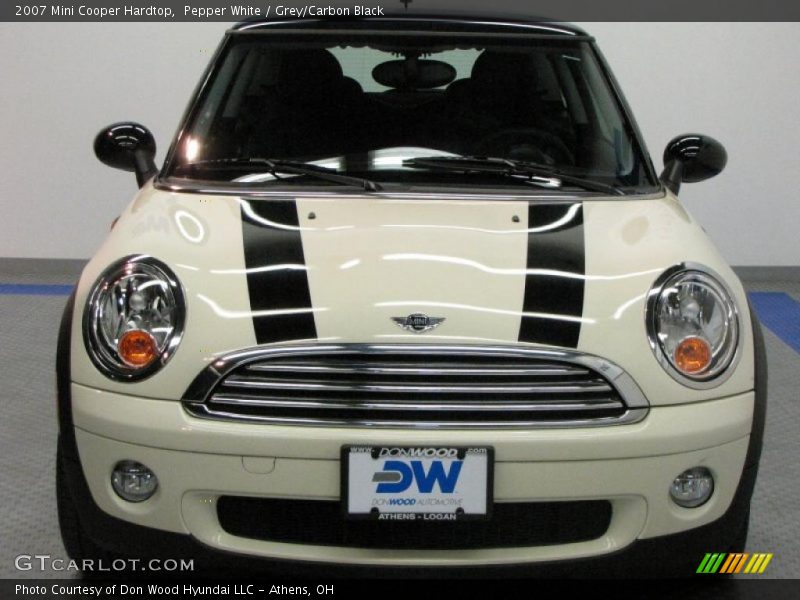Pepper White / Grey/Carbon Black 2007 Mini Cooper Hardtop