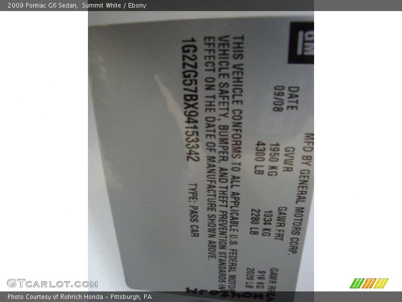 Summit White / Ebony 2009 Pontiac G6 Sedan