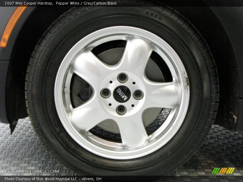 Pepper White / Grey/Carbon Black 2007 Mini Cooper Hardtop