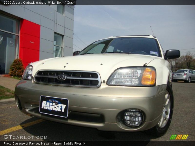 White Birch / Gray 2000 Subaru Outback Wagon