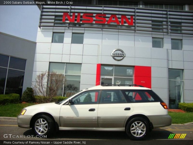 White Birch / Gray 2000 Subaru Outback Wagon