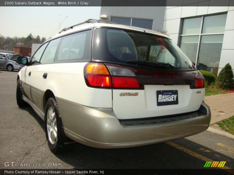 White Birch / Gray 2000 Subaru Outback Wagon