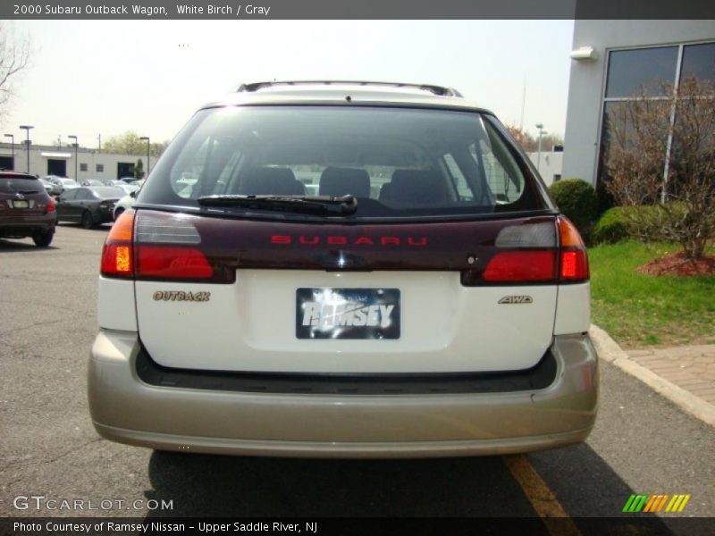 White Birch / Gray 2000 Subaru Outback Wagon