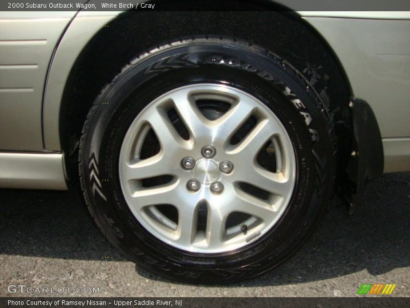 White Birch / Gray 2000 Subaru Outback Wagon