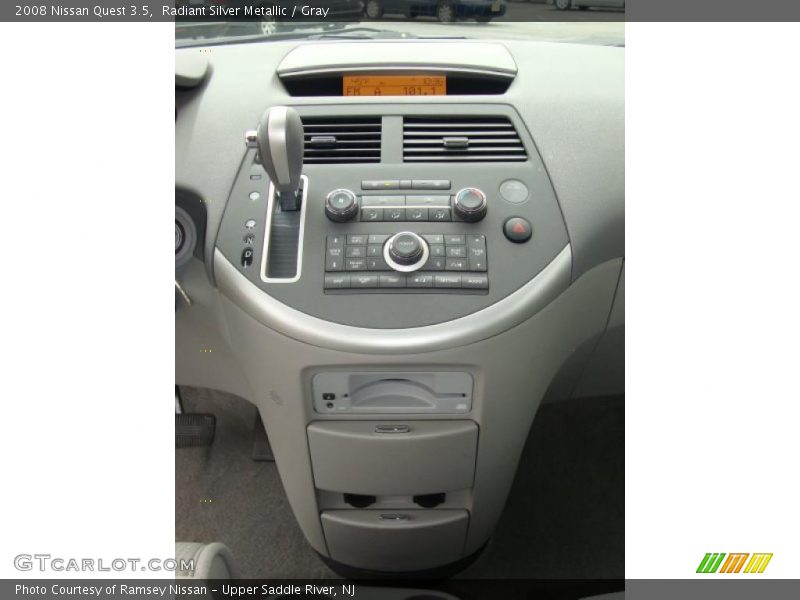 Radiant Silver Metallic / Gray 2008 Nissan Quest 3.5