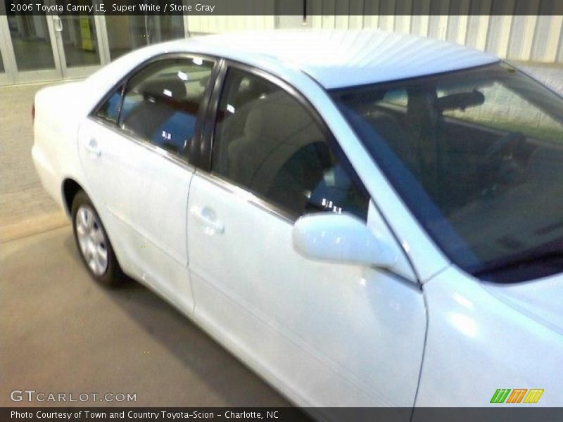 Super White / Stone Gray 2006 Toyota Camry LE