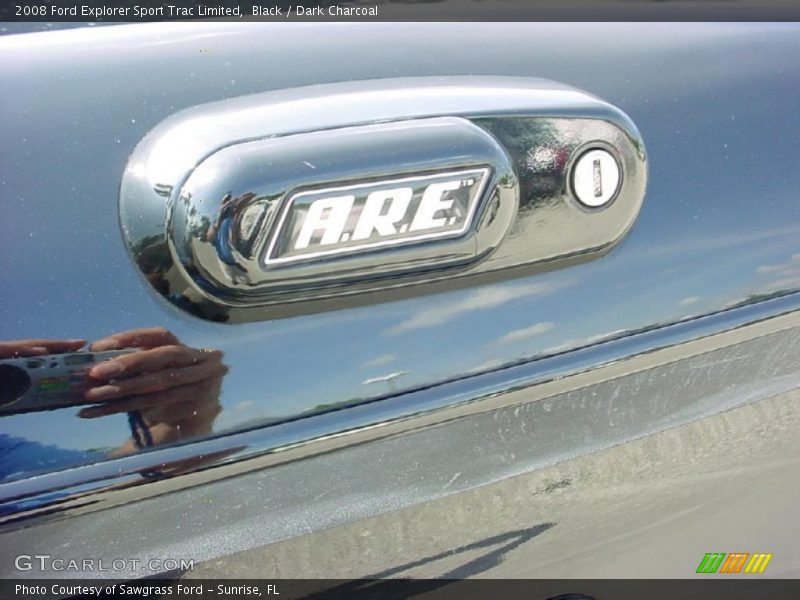 Black / Dark Charcoal 2008 Ford Explorer Sport Trac Limited