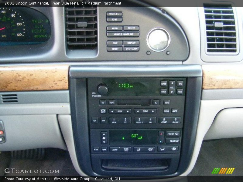 Pearl Blue Metallic / Medium Parchment 2001 Lincoln Continental