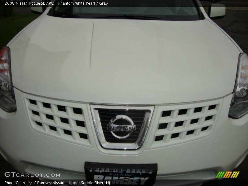 Phantom White Pearl / Gray 2008 Nissan Rogue SL AWD