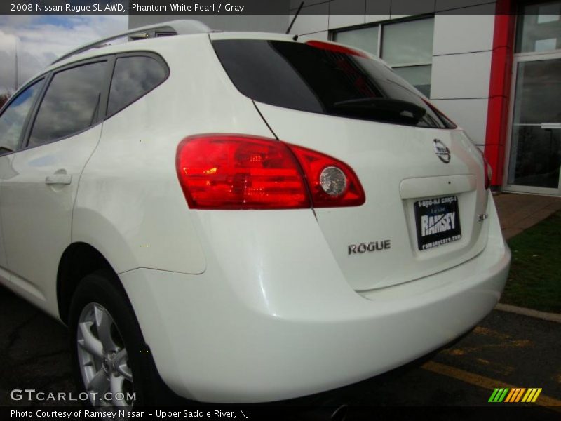 Phantom White Pearl / Gray 2008 Nissan Rogue SL AWD